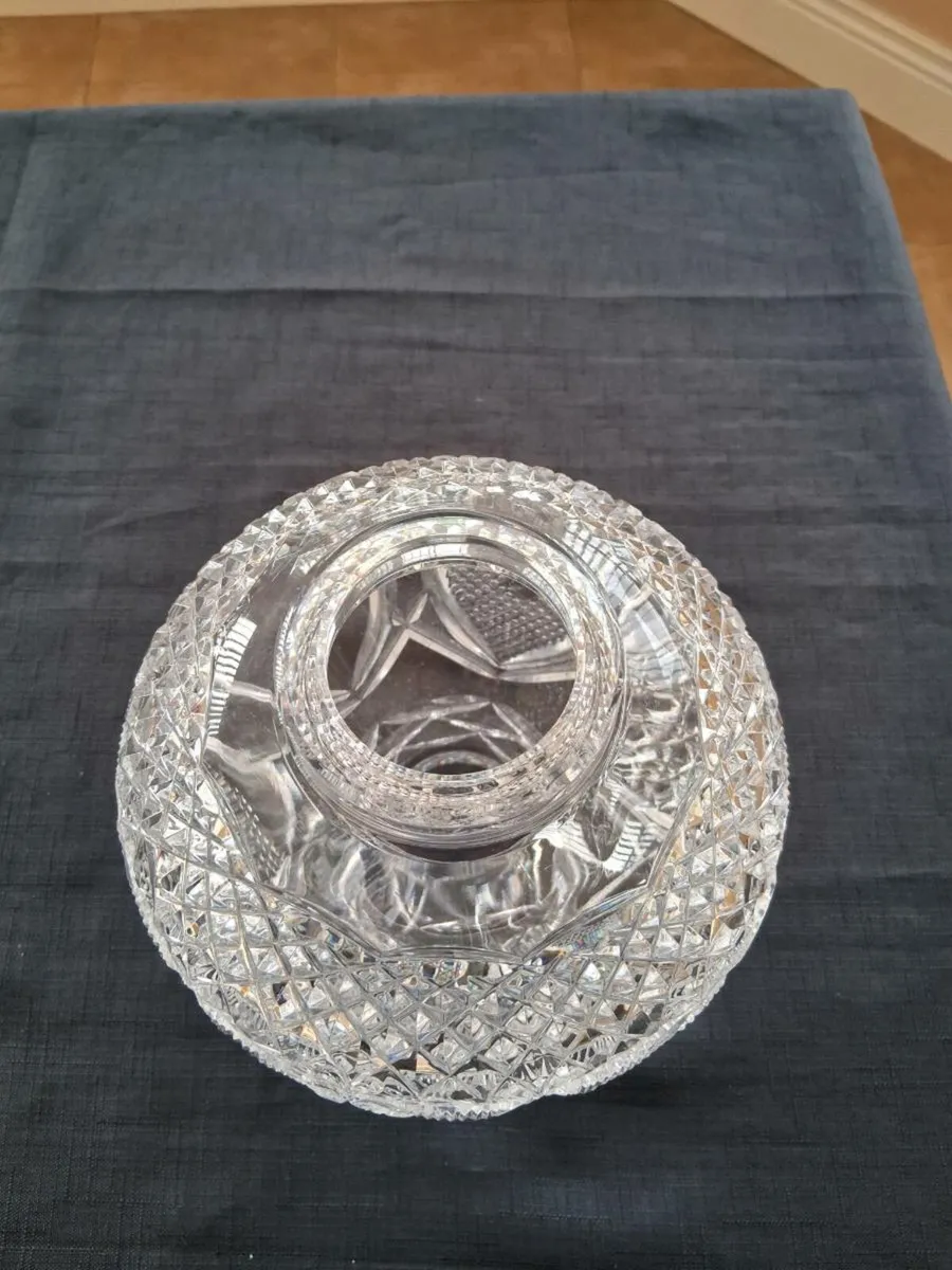 Large Crystal Glass Globe - Image 3