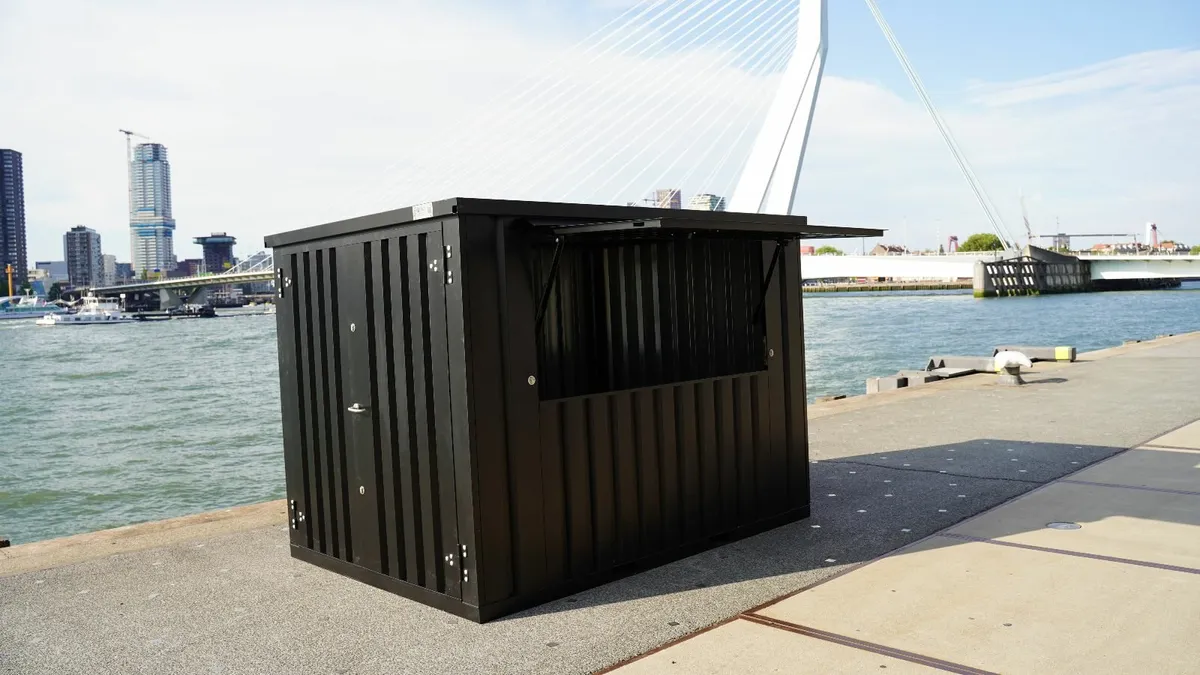 Weatherproof Bar Container – Great for Any Season - Image 2