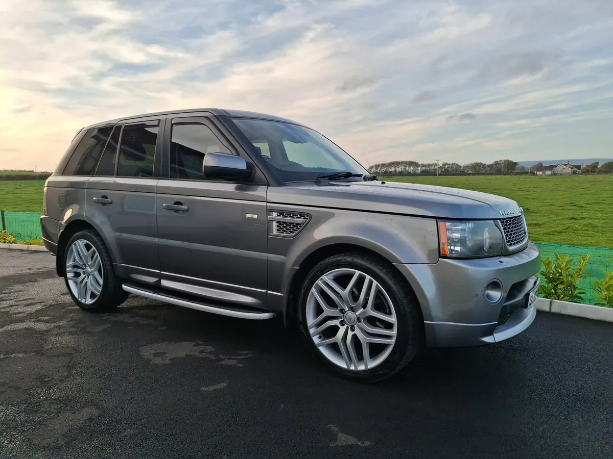 Land Rover Range Rover 2011 - Image 1