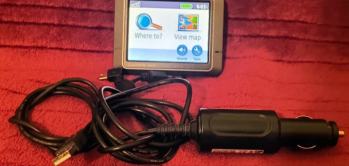 Garmin sat nuvi 205 Navigation System GPS - Image 1