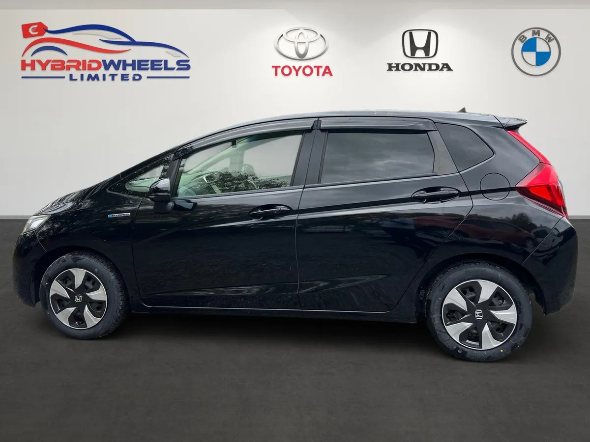 Honda Fit 2017 Leather Package (46k Km) - Image 3