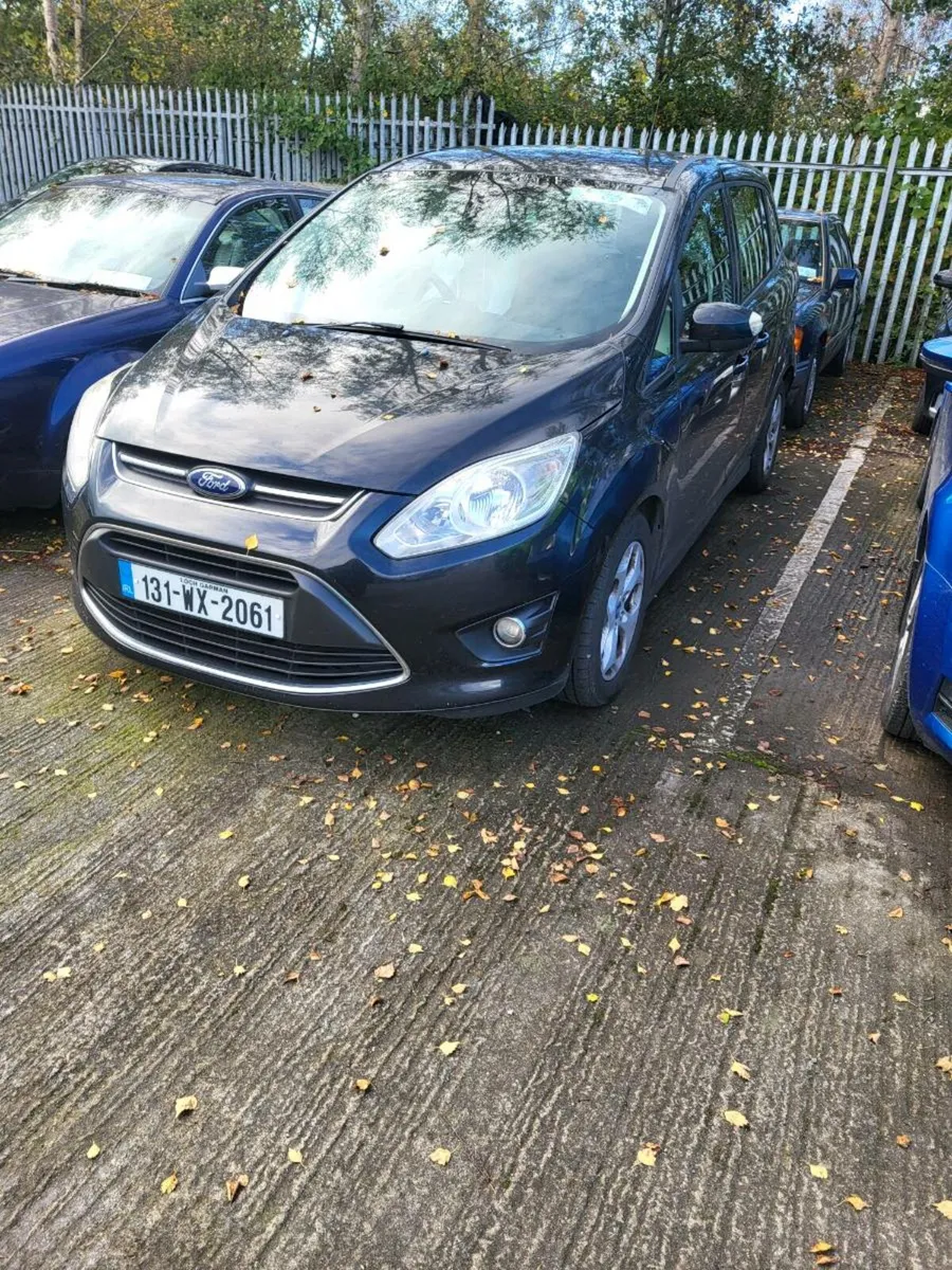 131 FORD CMAX (7 seater) - Image 2