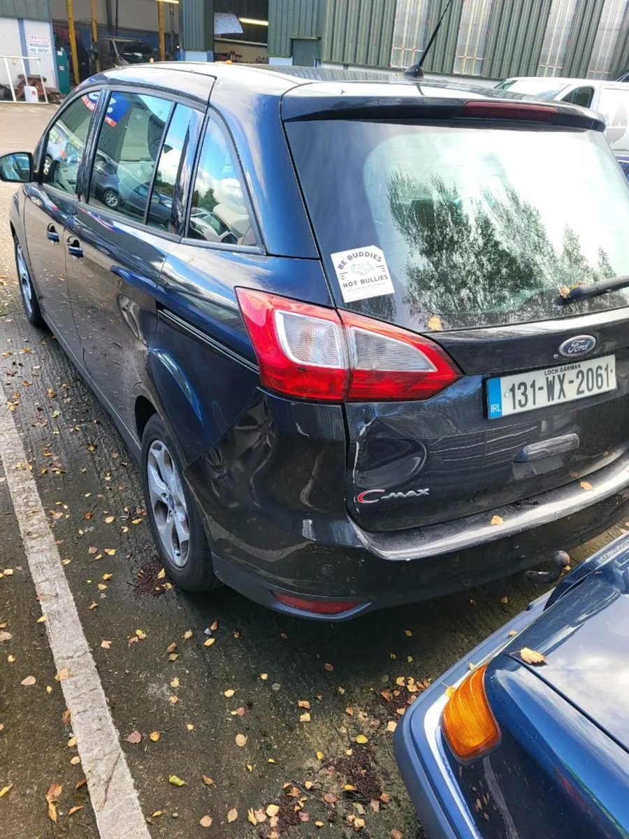 131 FORD CMAX (7 seater) - Image 3