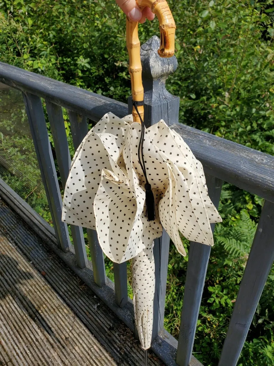 Vintage Parasol - Image 3