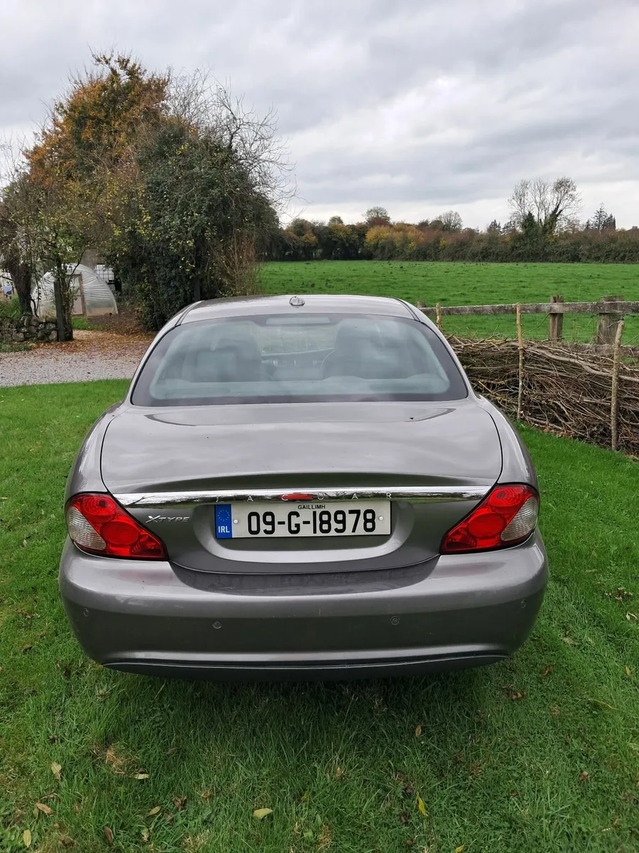 Jaguar X-Type 2009 - Image 2