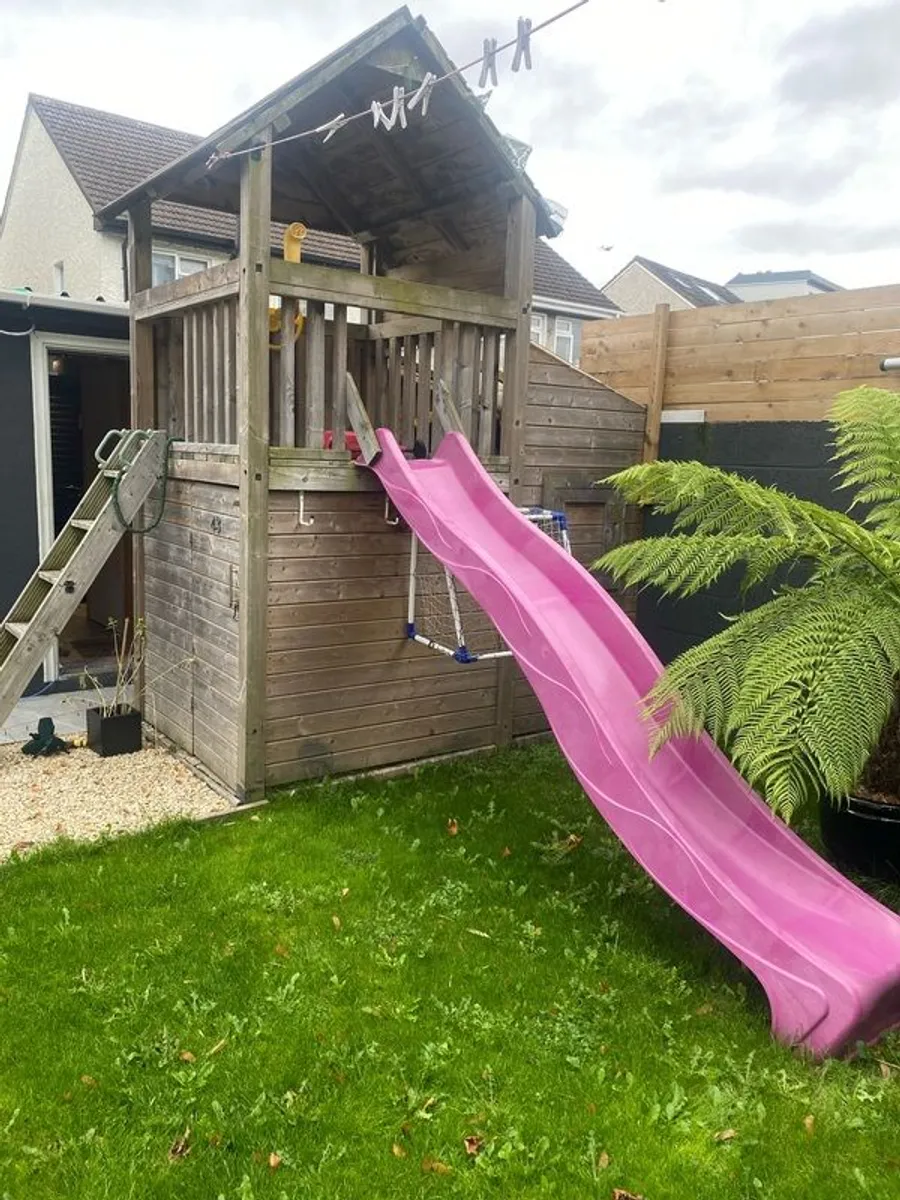 Playhouse Treehouse - Image 1