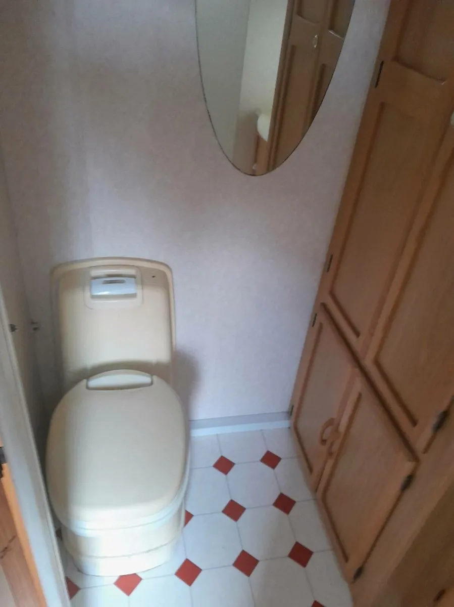 Caravan - Image 3