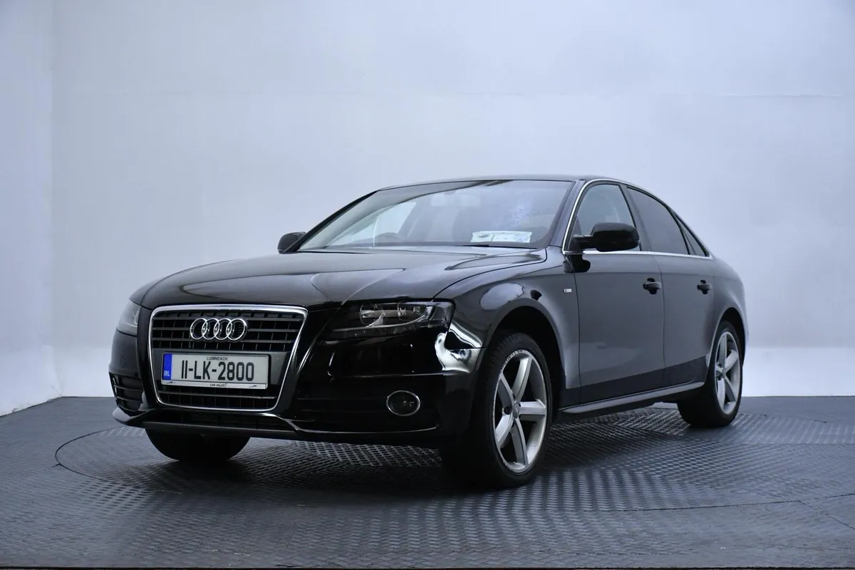 Audi A4 S Line 2011 - Image 2
