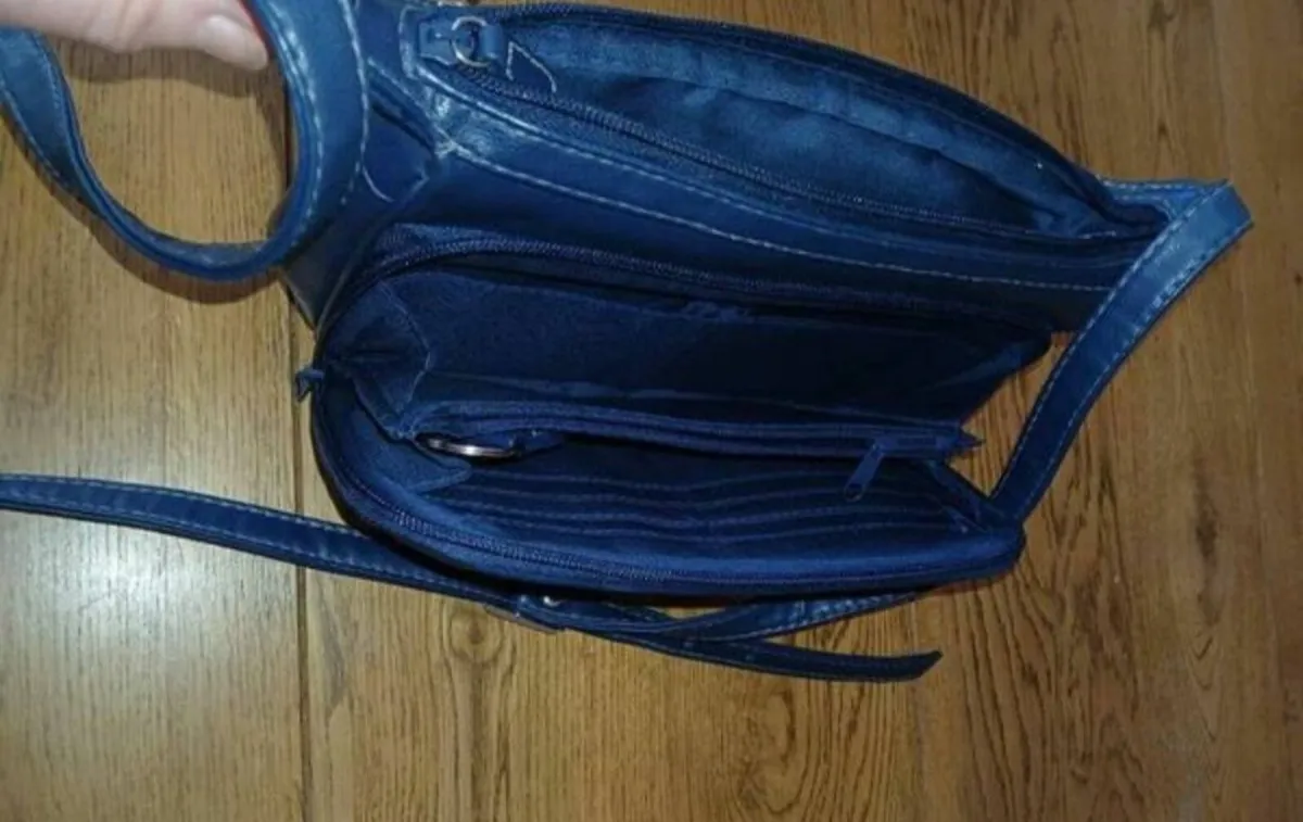 vintage navy leather shoulder bag - Image 3
