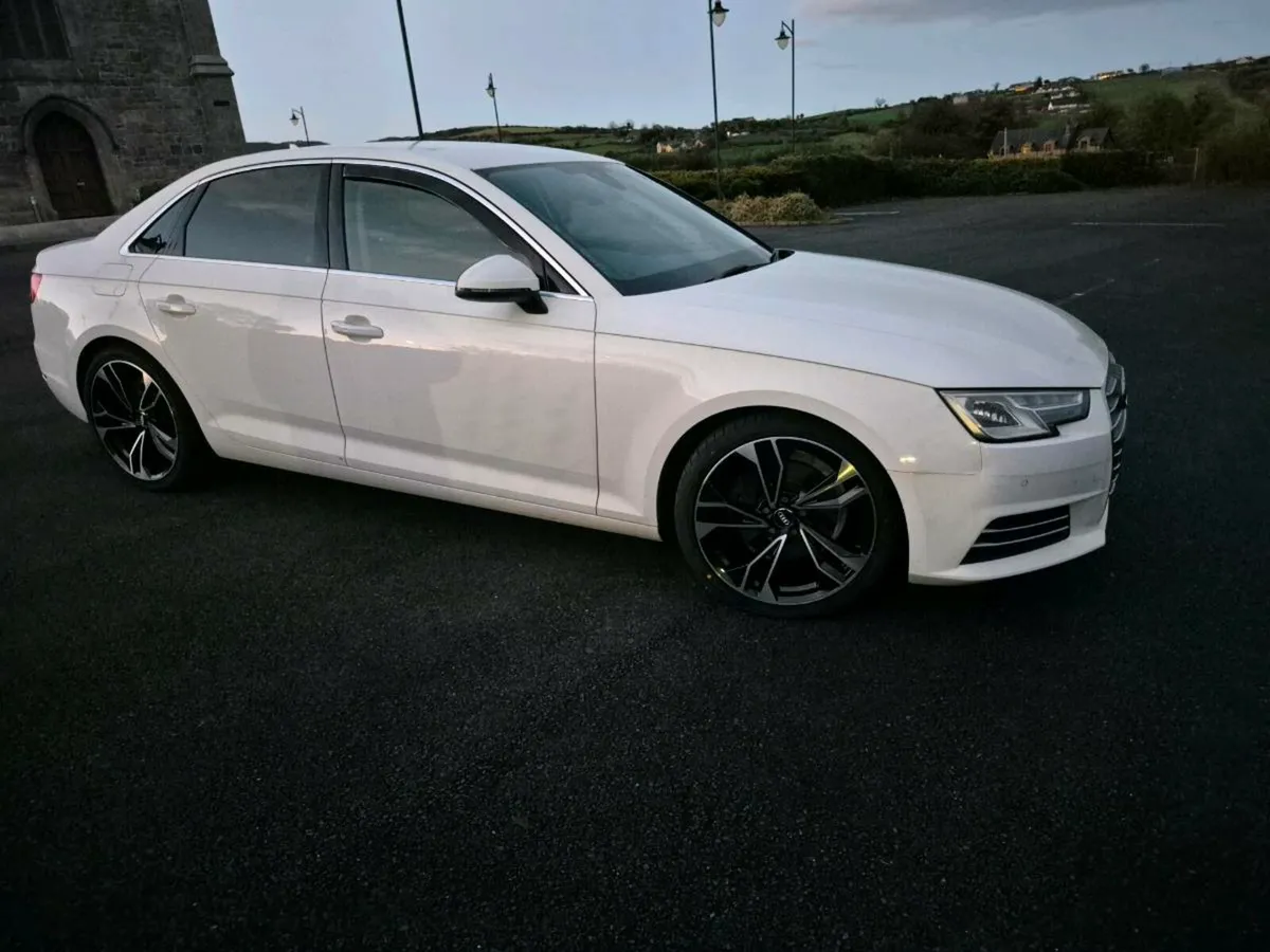 Audi A4 - Image 2
