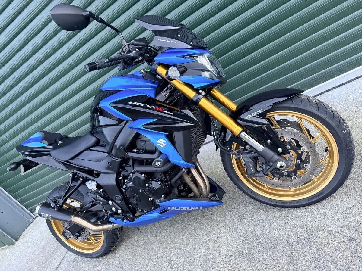 Suzuki GSX-S 750 - Image 1
