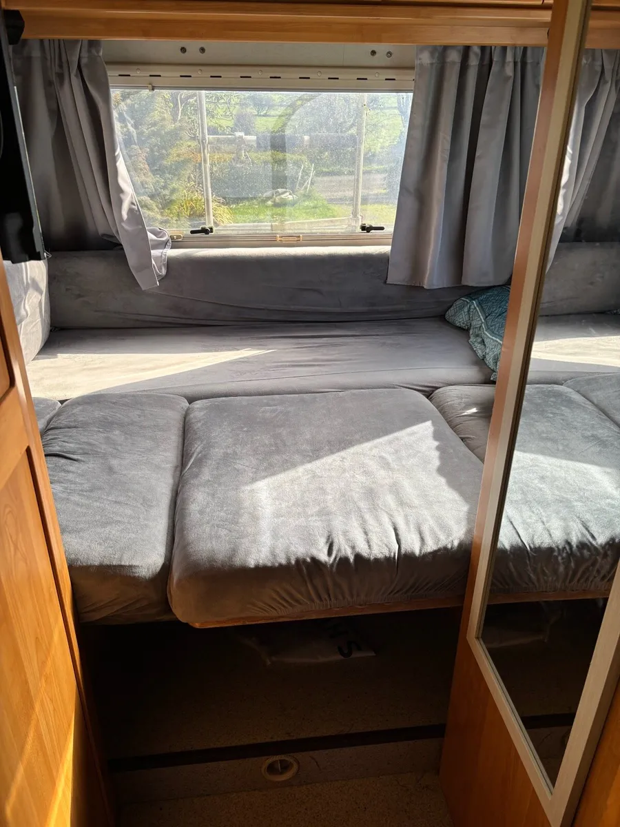 Motorhome / Campervan - Image 4