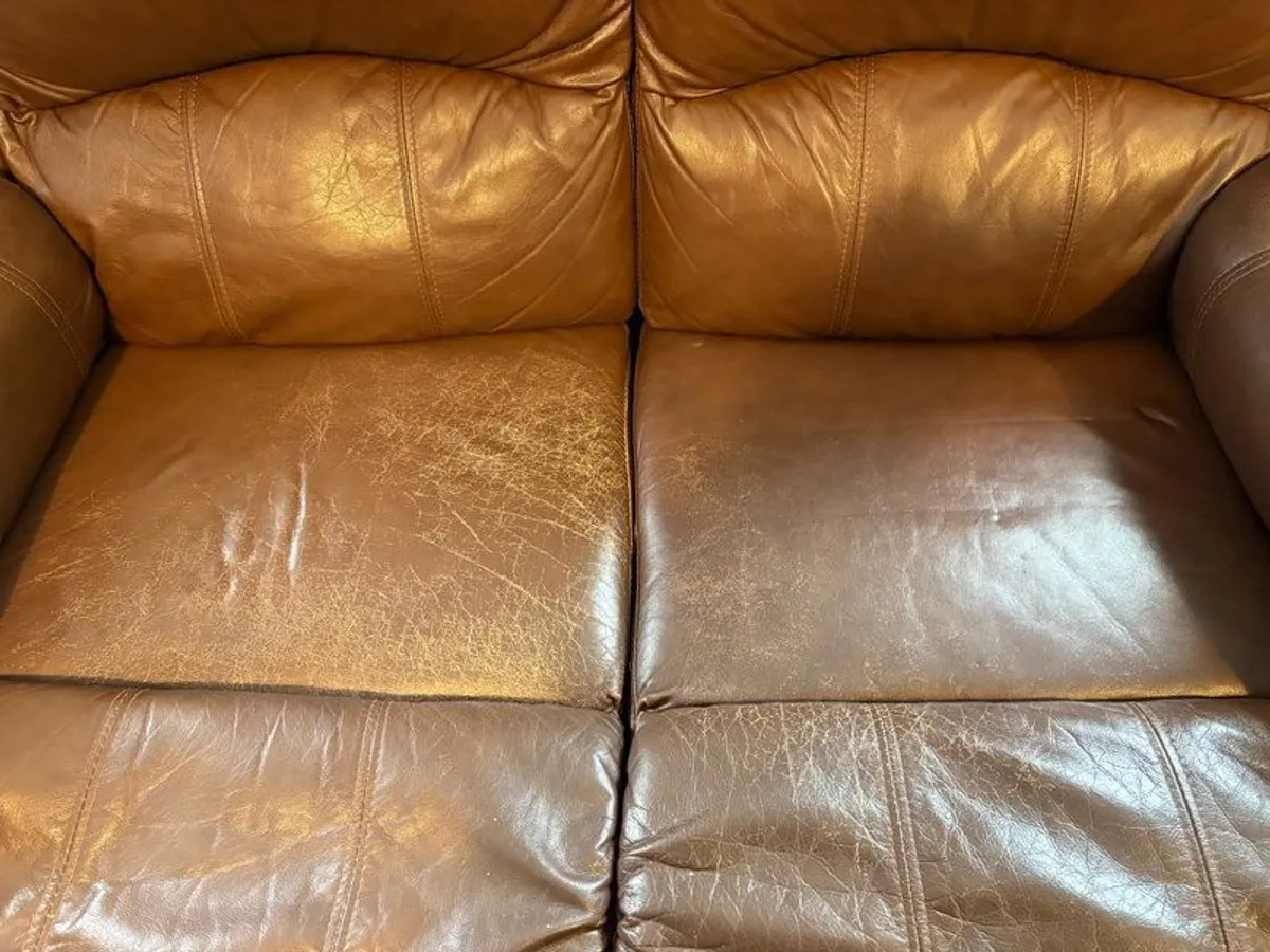 2 double leather recliner - Image 3