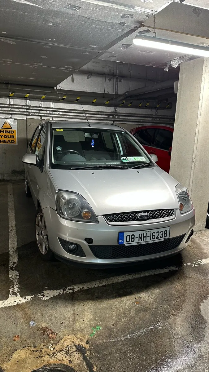 2008 Silver Ford Fiesta - Image 3