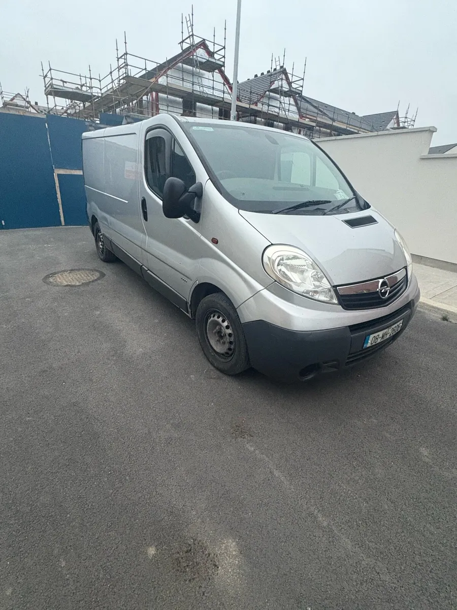 Opel Vivaro - Image 1