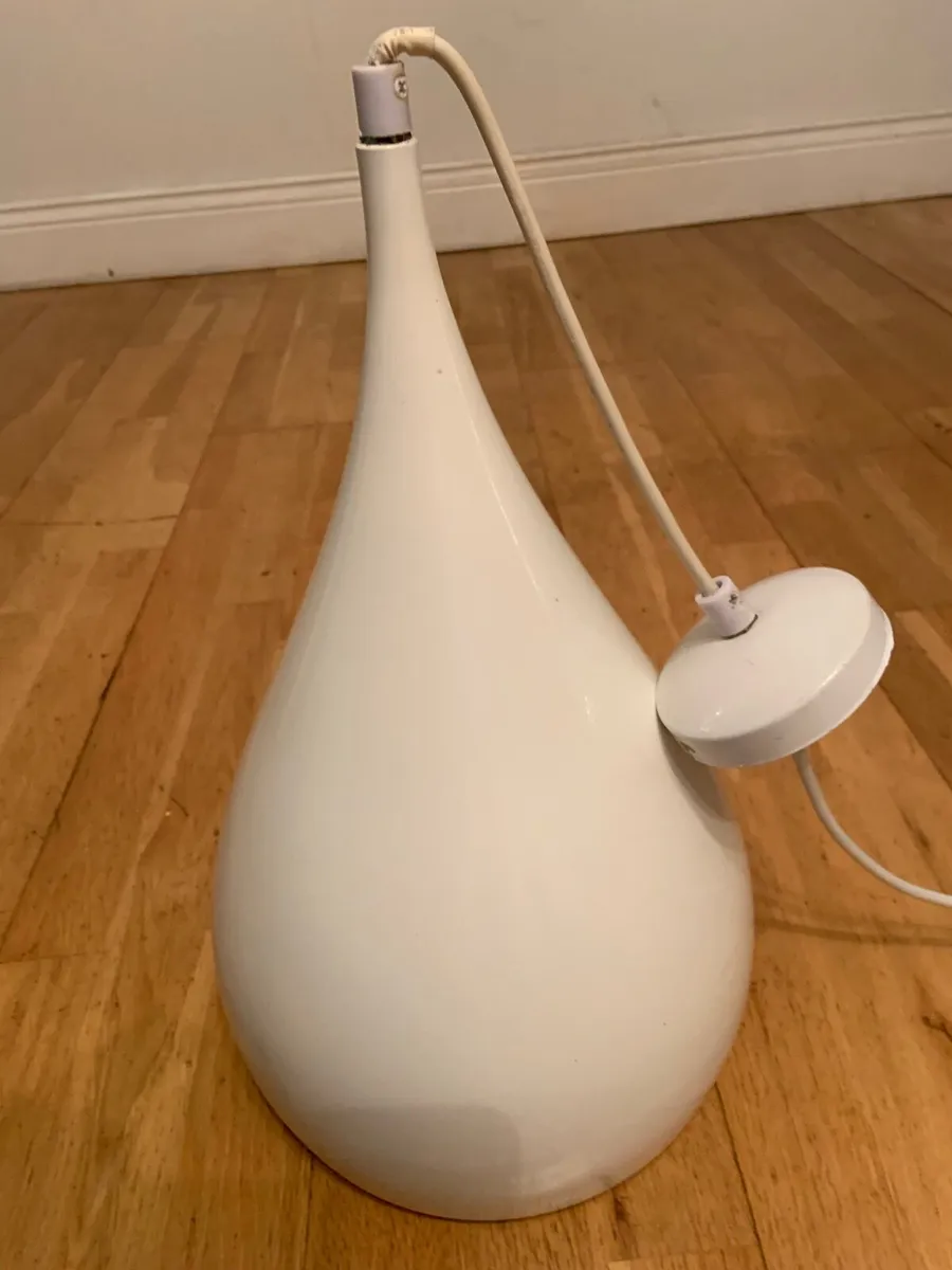 Light fittings - Image 1
