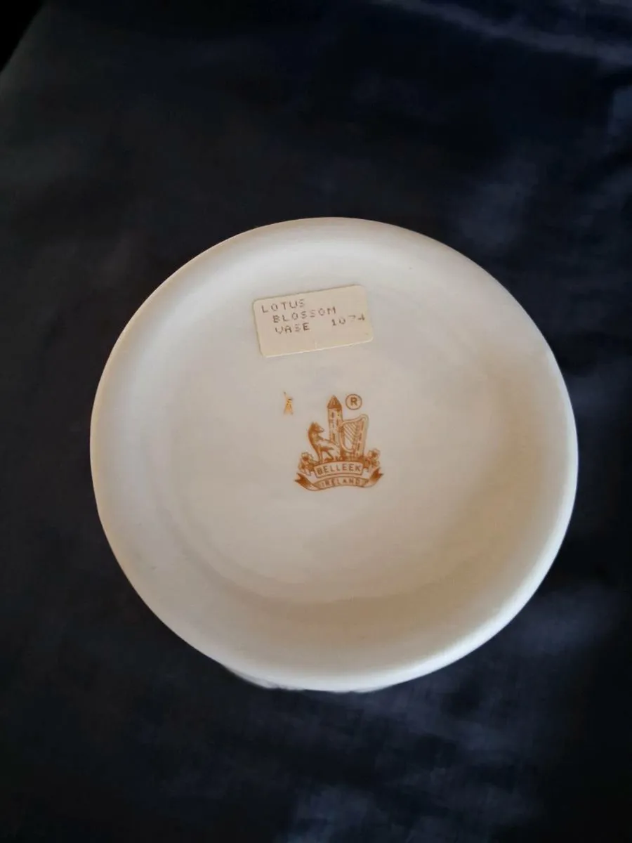 Belleek China Lotus Blossom Vase - Image 2