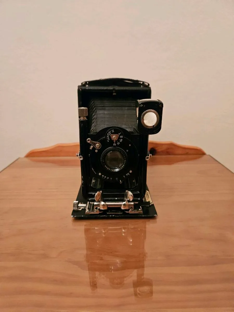 Vintage Cameo 1/4 Plate Canera - Image 3