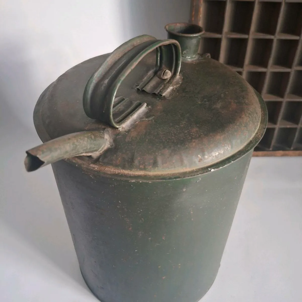 Vintage Oil Can - Image 2