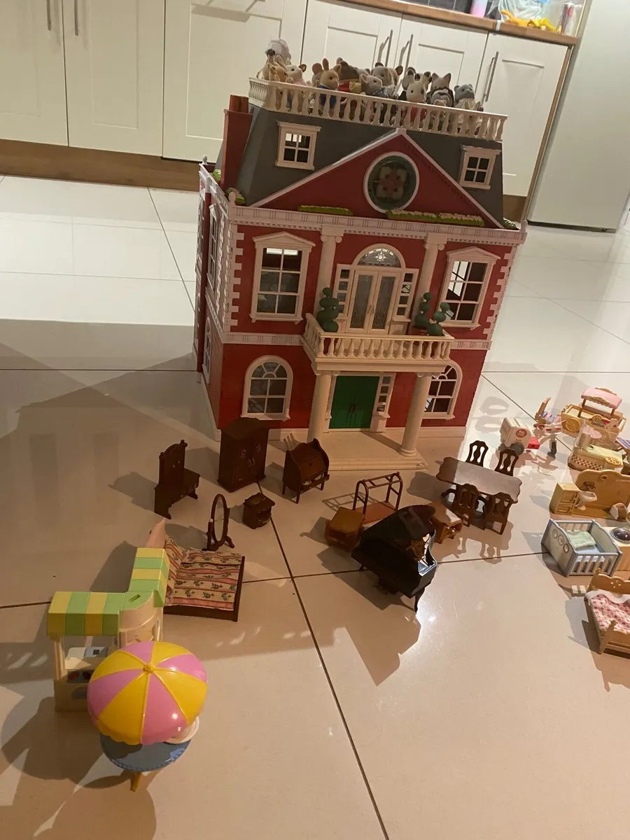 Sylvanian Families Hotel - Image 2