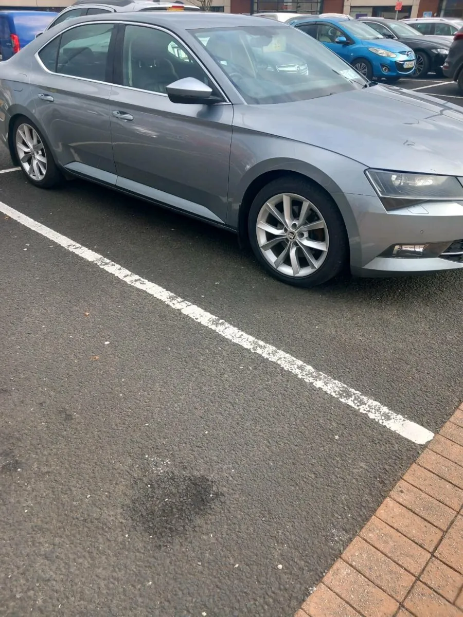 Skoda suberb [ Read the ad ] - Image 1