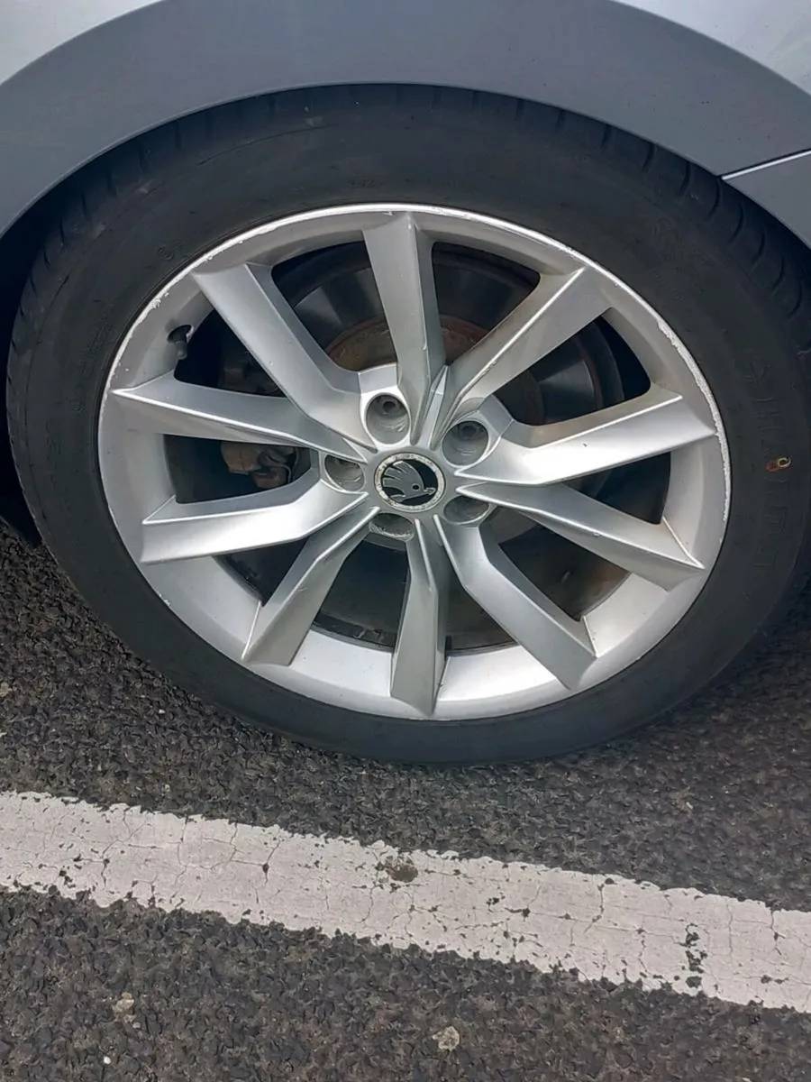 Skoda suberb [ Read the ad ] - Image 3