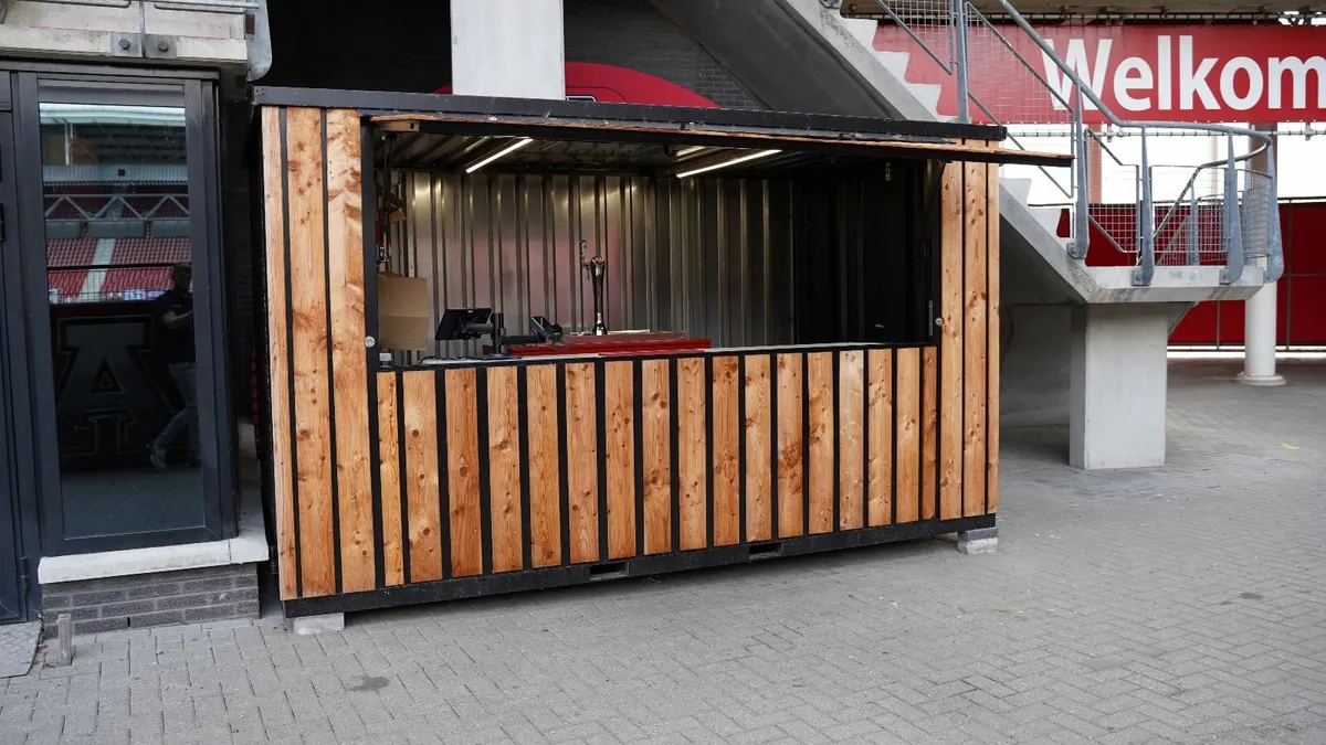 Mobile Garden Bar – Lightweight and Durable - Image 4