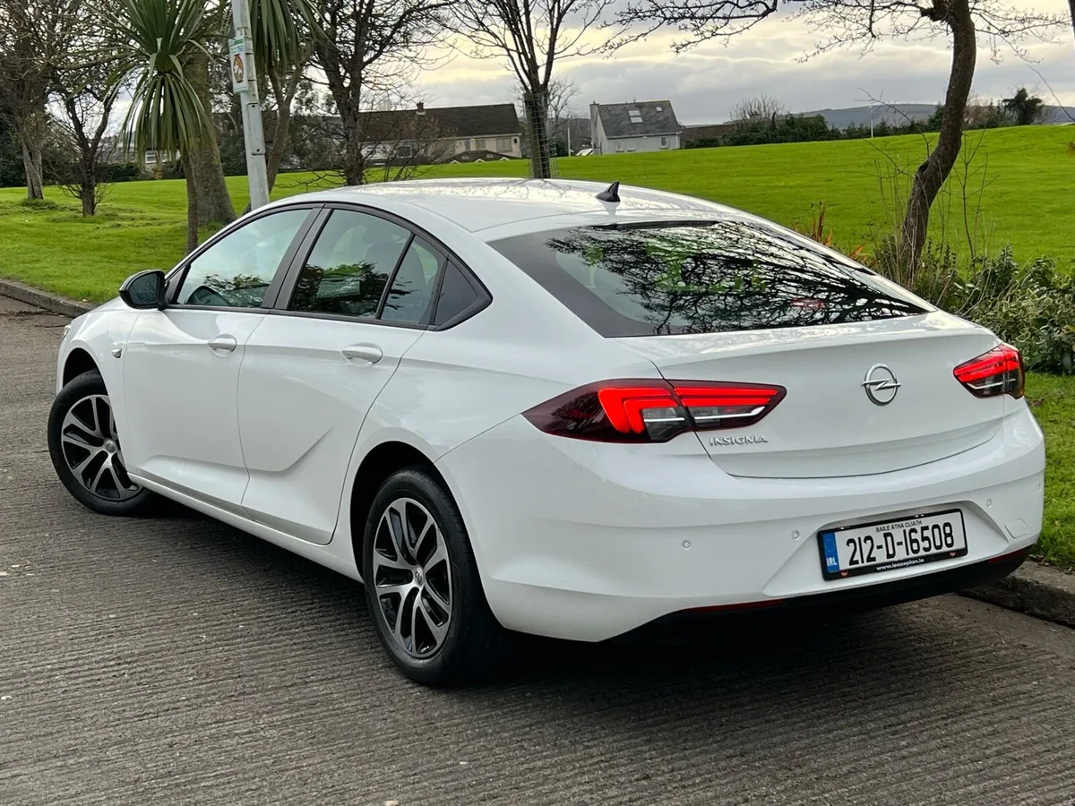 212 OPEL INSIGNIA 1.5 DIESEL NEW SHAPE - Image 3