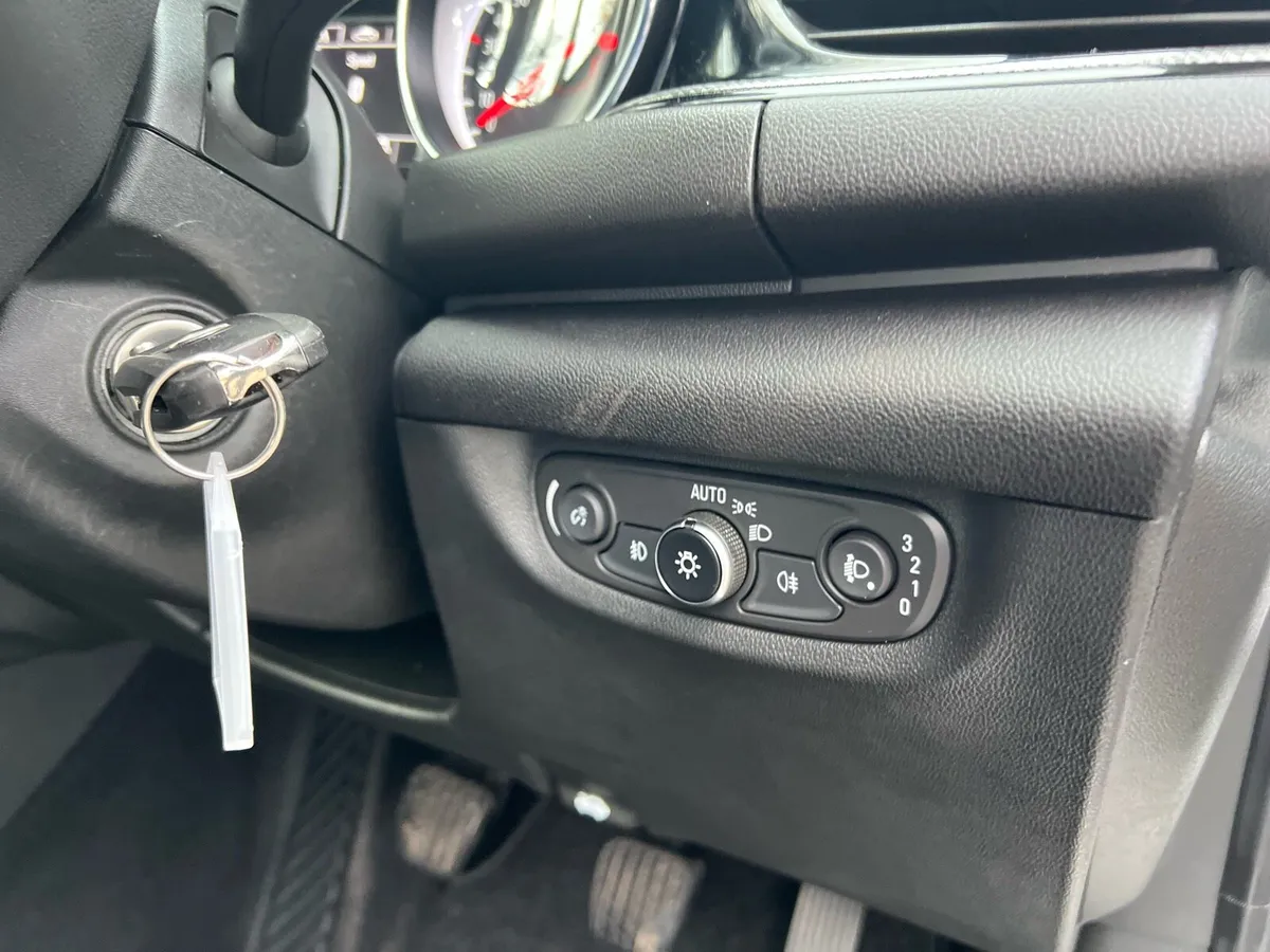 212 OPEL INSIGNIA 1.5 DIESEL NEW SHAPE - Image 1