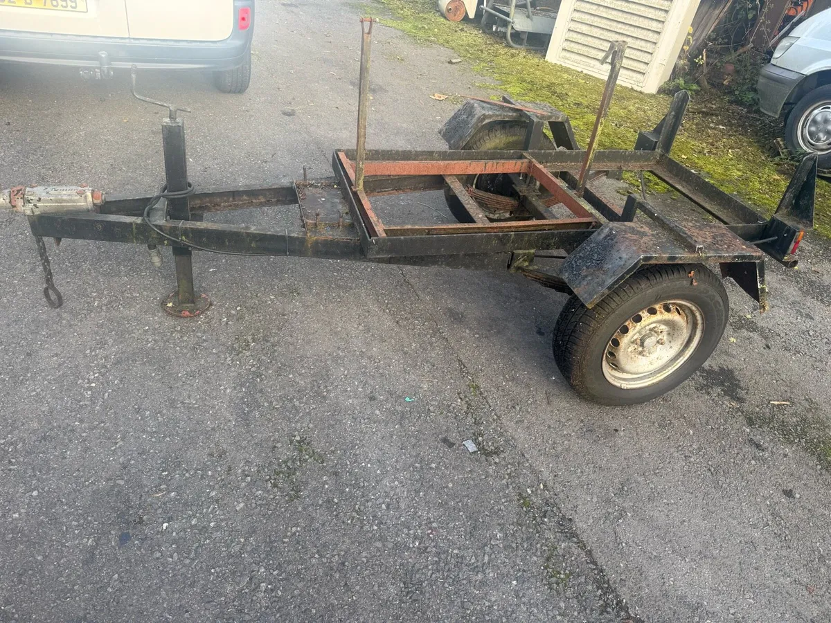 Trailer