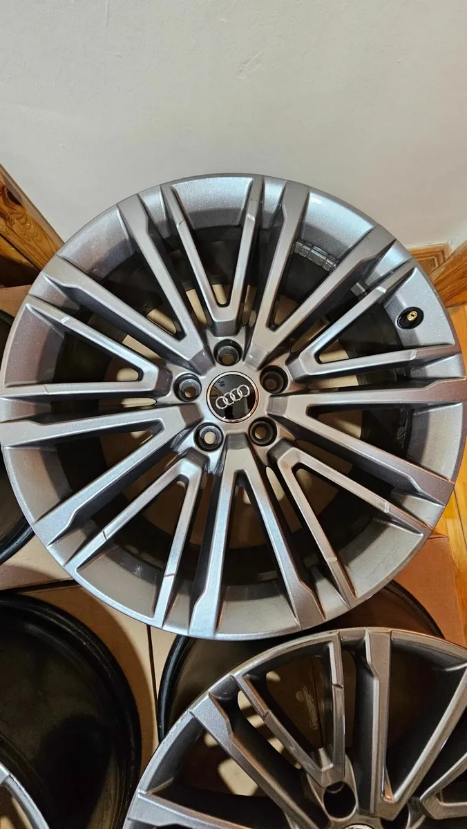 Audi OEM Alloys 19" - Image 4