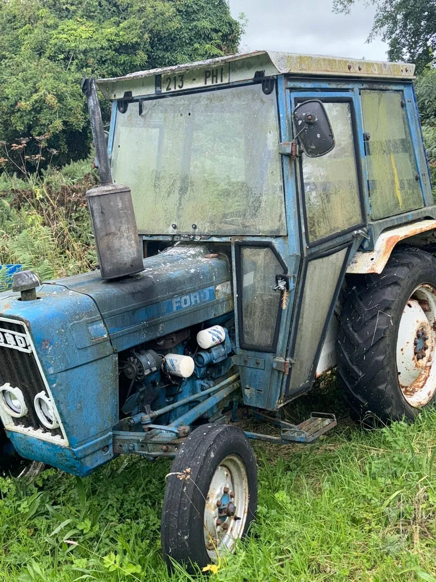 Ford 2600 tractor - Image 1