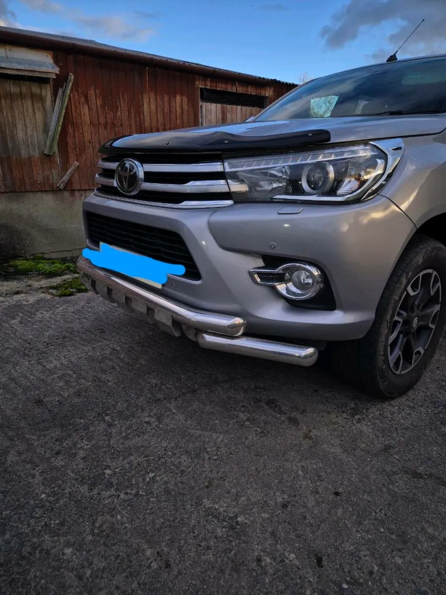 Toyota Hilux Spoiler Bar - Image 1