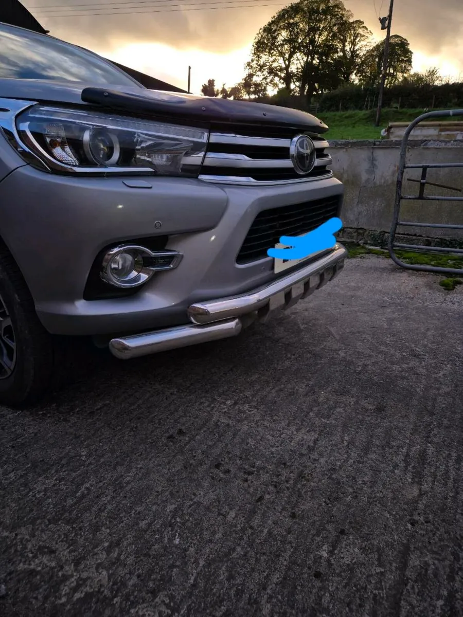 Toyota Hilux Spoiler Bar - Image 2