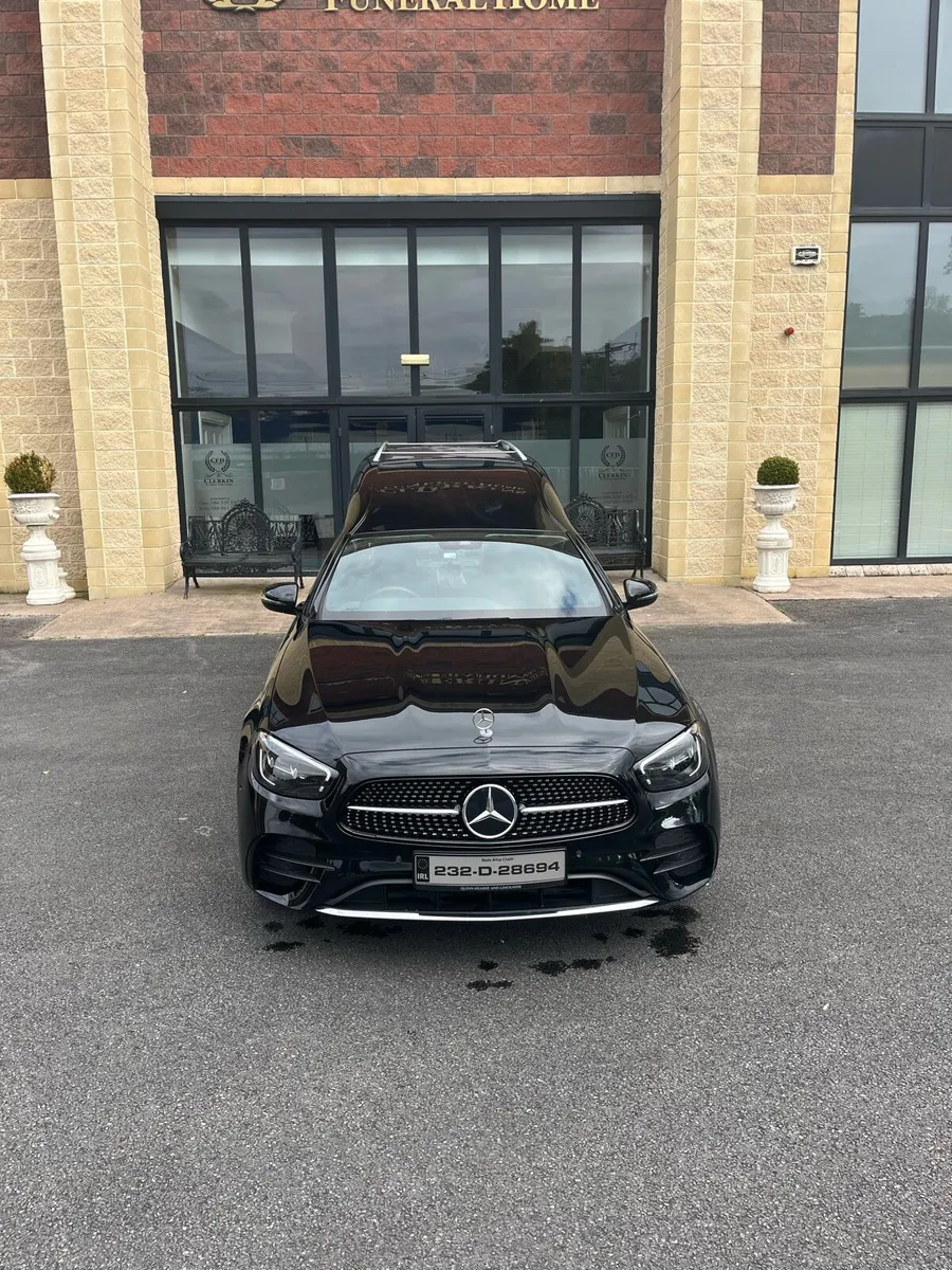 Mercedes Hearse ( Quinn ) - Image 2
