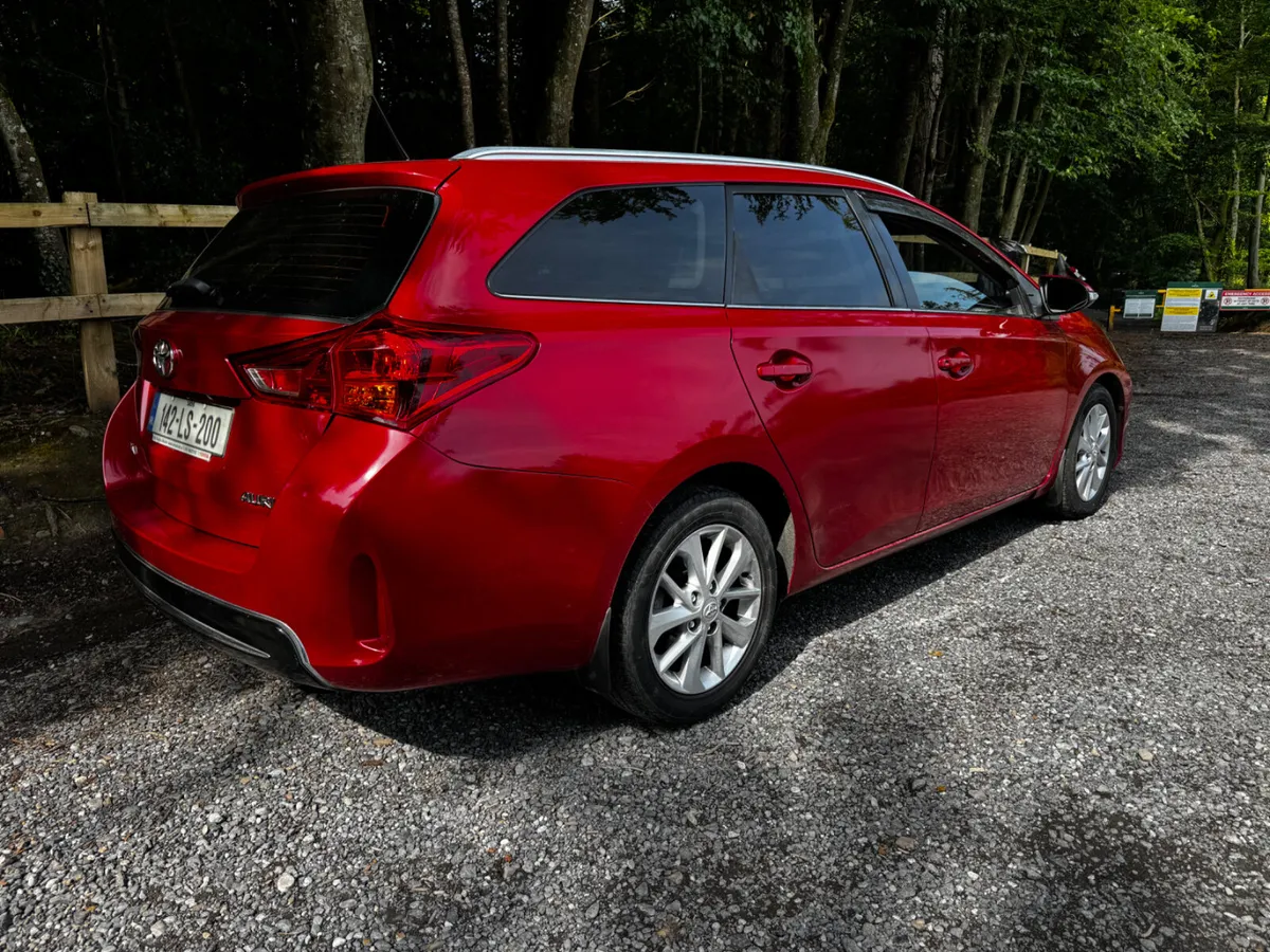Toyota Auris 2014 - Image 3