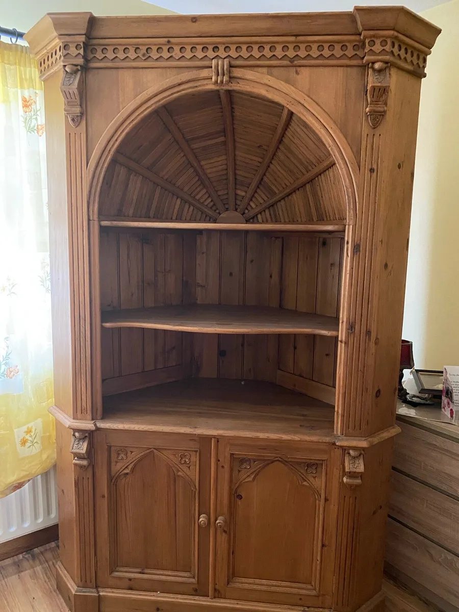 Dresser - Image 2
