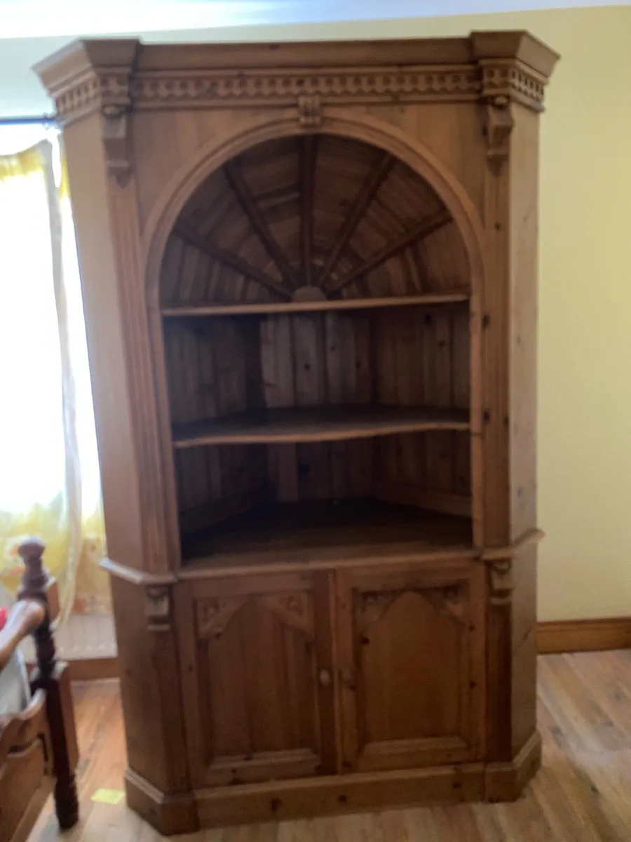 Dresser - Image 3