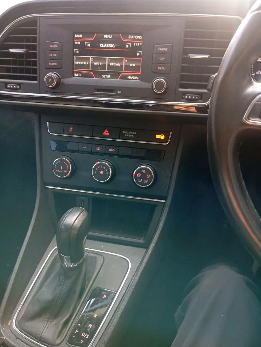 Seat Leon estate 1.2 petrol - Image 4
