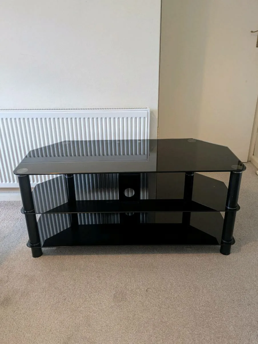Tv stand - Image 1