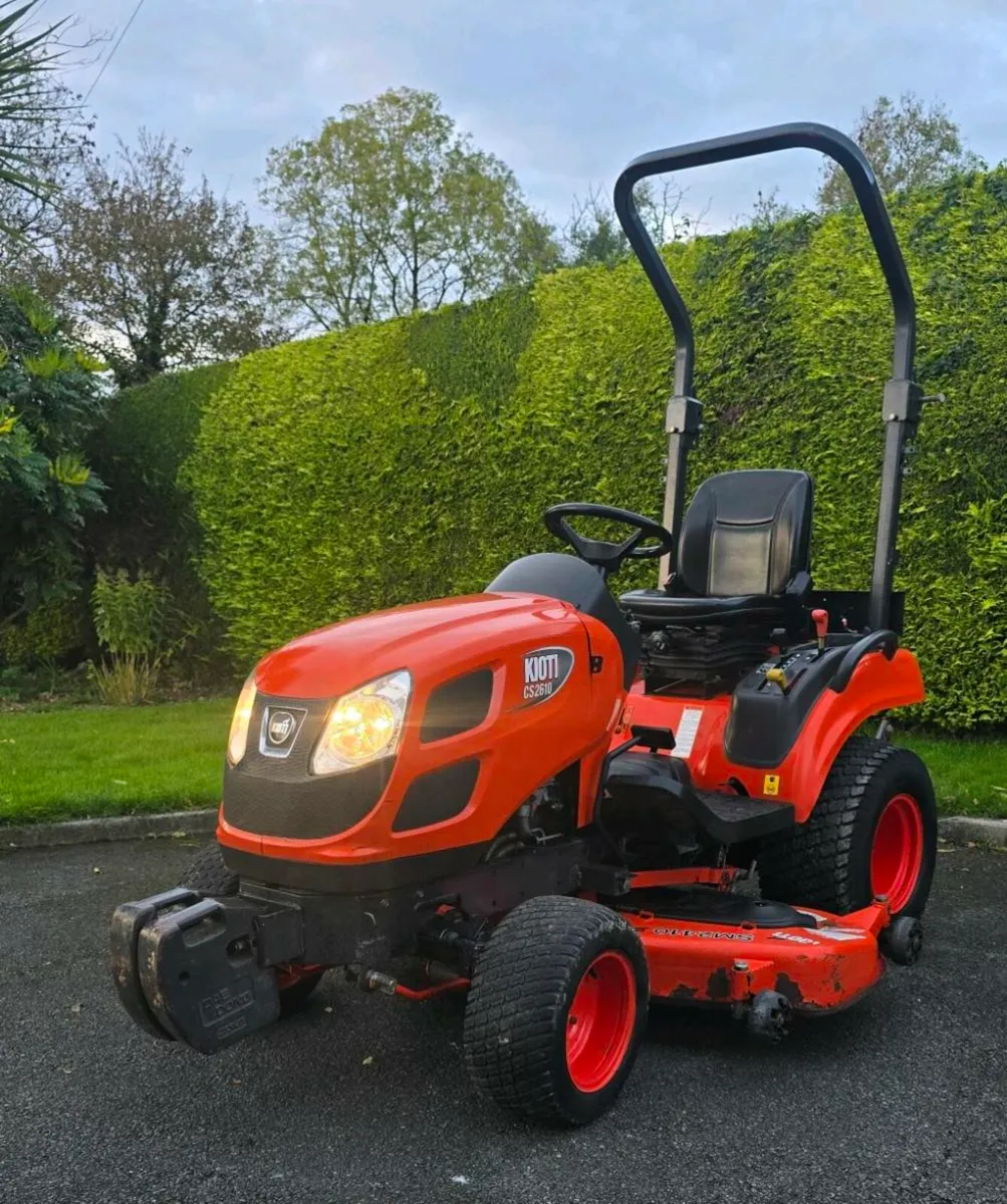 Kioti 4x4 diesel compact tractor - Image 1