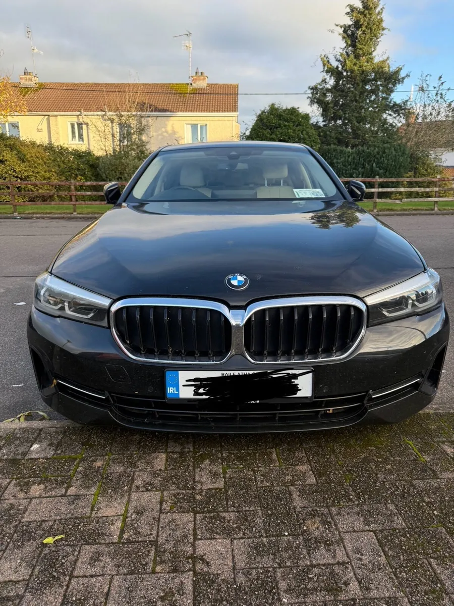 BMW 5-Series 2022 - Image 1