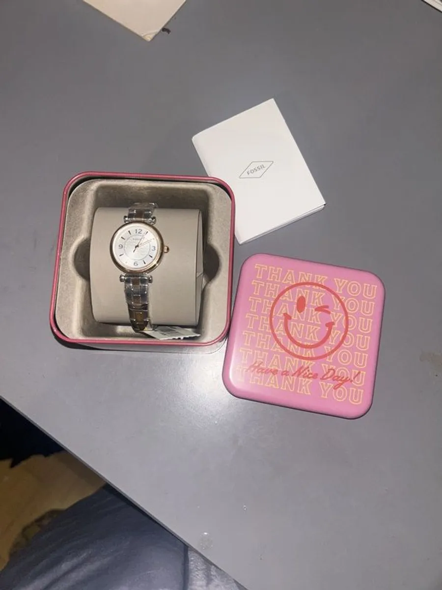 Fossil Watch - Image 1