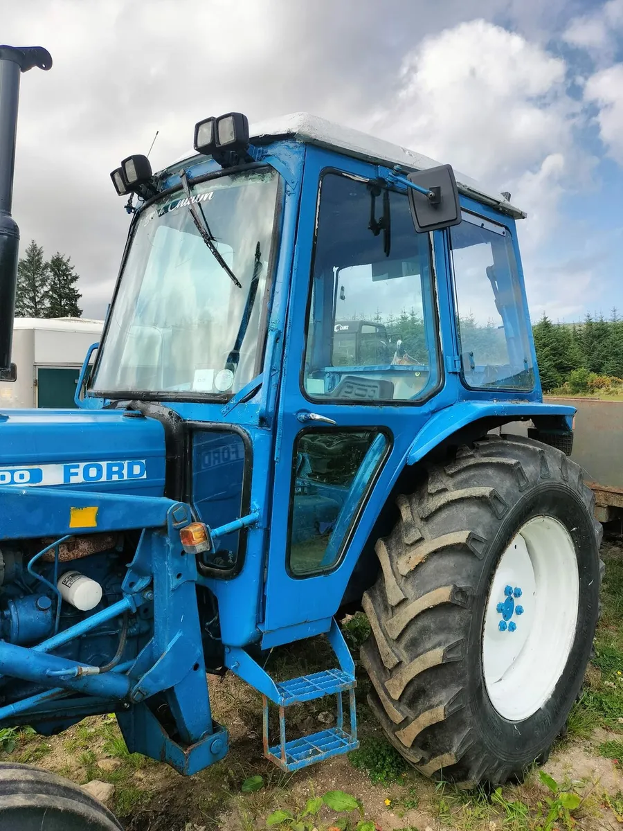 Ford 4600 - Image 2