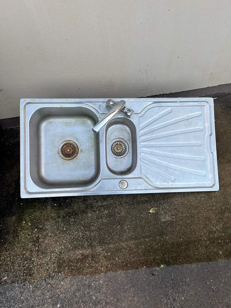 Kitchen sink