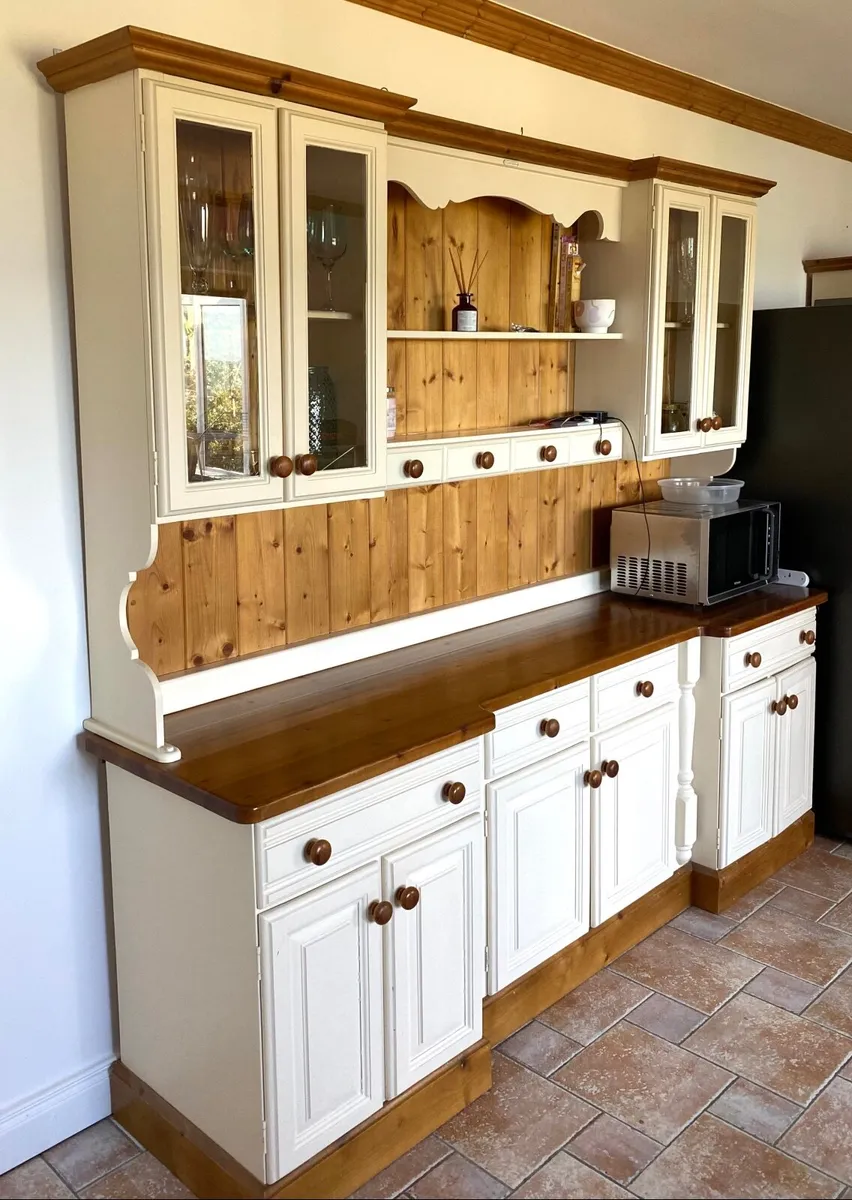 Large kitchen dresser old style original. - Image 1