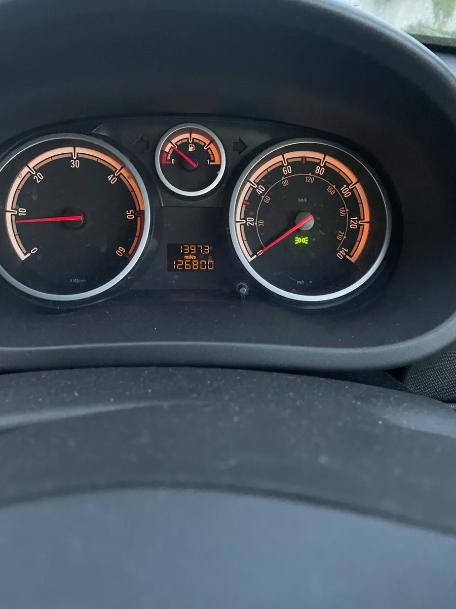 Opel corsa 2010 - Image 4