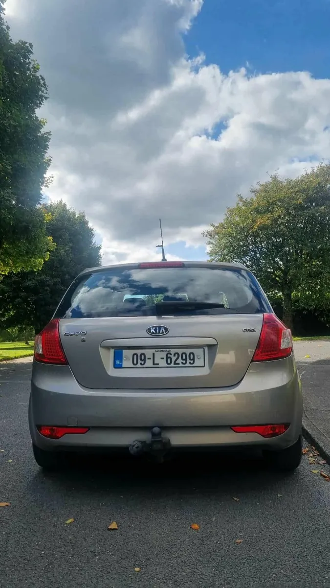 Kia Ceed 2009 - Image 4