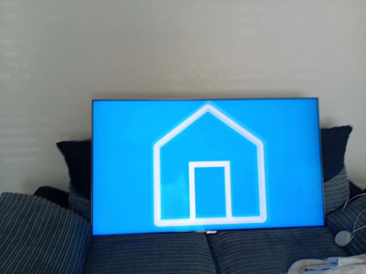 Samsung QLED 50" One connect box - Image 2