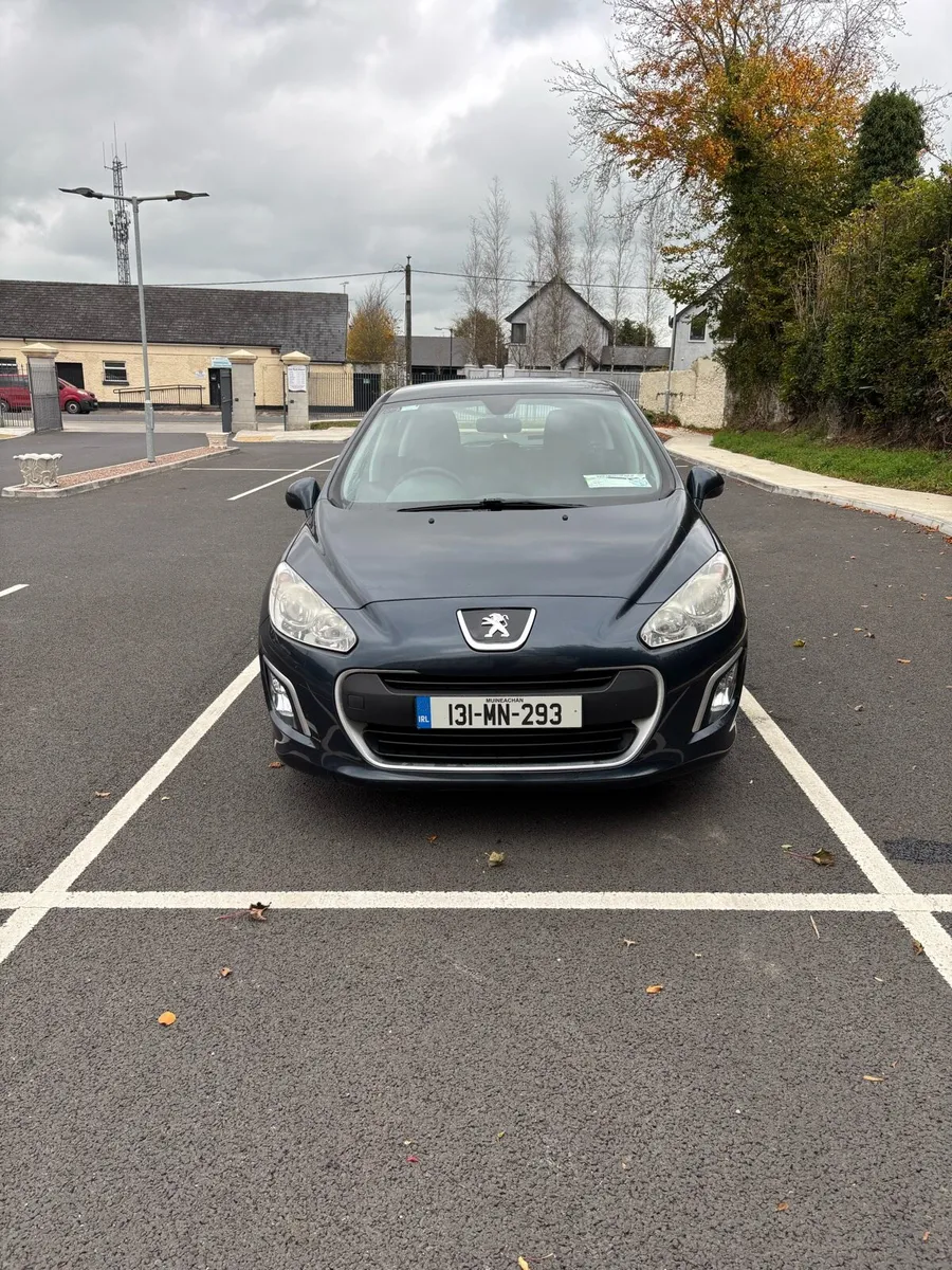 Peugeot 308 Test 10/26 - Image 2